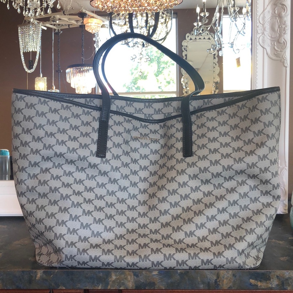 Michael Kors tote